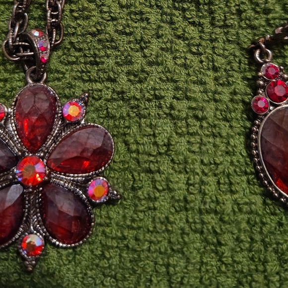 Lot of Goth Glam Necklaces - Picture 4 of 7